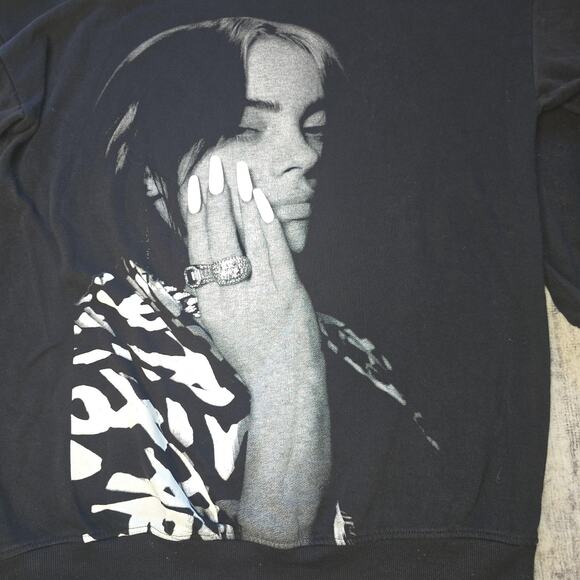 Billie Eilish Hoodie Mens Small H&M Divided Graphic Pullover Sweatshirt Pop Band - Picture 9 of 11
